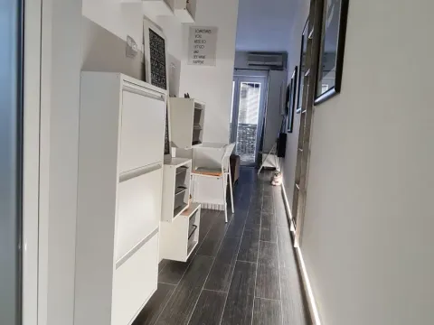 Izdavanje, jednosoban stan, 23m², Đenovići, Herceg Novi - image 7