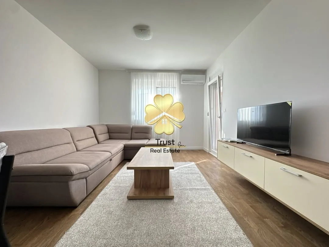 Izdavanje, jednosoban stan, 50m², Stari Aerodrom, Podgorica