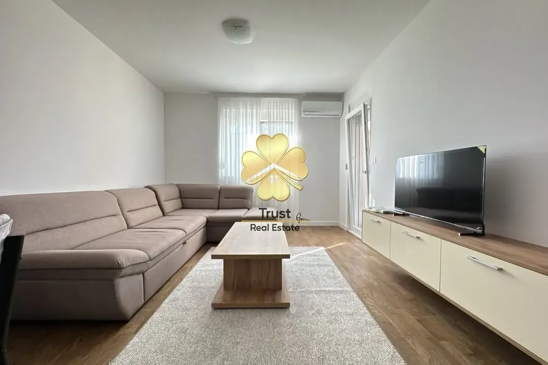 Izdavanje, jednosoban stan, 50m², Stari Aerodrom, Podgorica