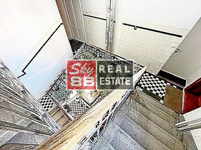 Sale, three bedroom apartment, 92m², Stari Grad, Beograd