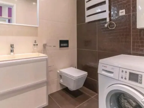 Sale, three bedroom apartment, 140m², Podgorica, Crna Gora - image 8