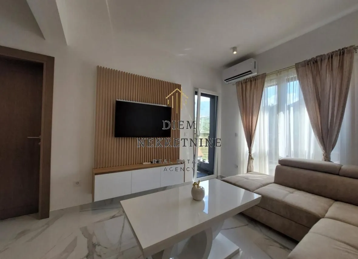 Prodaja, jednosoban stan, 42m², Radanovići, Kotor