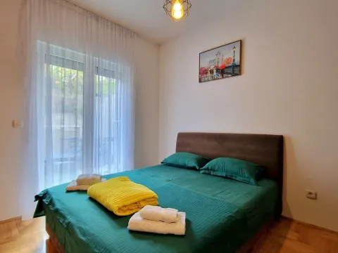 Izdavanje, jednosoban stan, 60m², Budva, Crna Gora - image 19