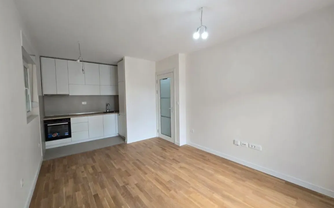Izdavanje, jednosoban stan, 45m², Podgorica, Crna Gora