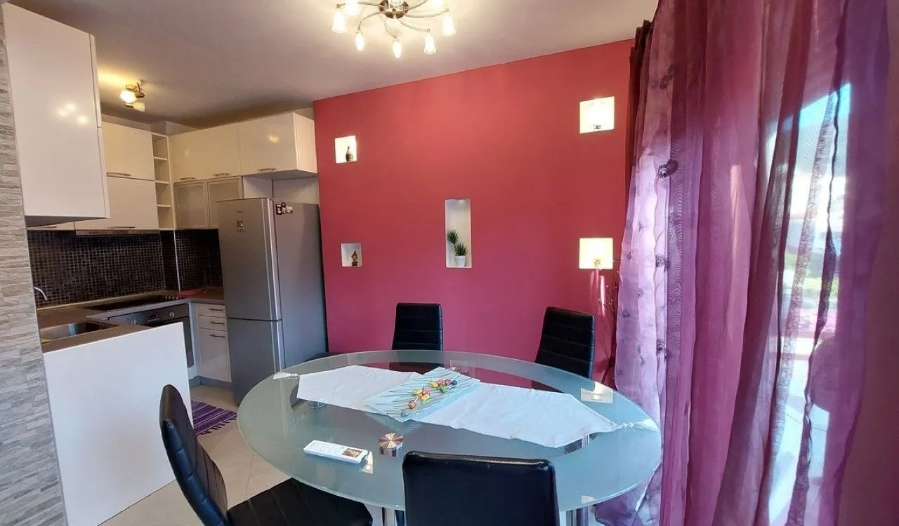 Prodaja, dvosoban stan, 54m², Centar, Budva
