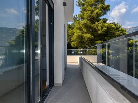 Prodaja, kuća, 184m², Budva, Crna Gora - image 18