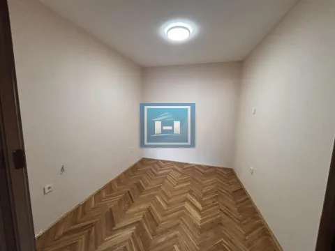 Sale, office space, 74m², Centar, Jagodina - image 19