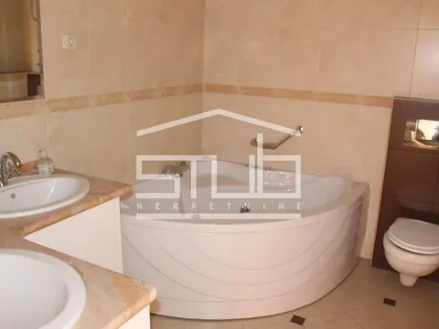 Sale, house, 215m², Savski Venac, Beograd - image 13