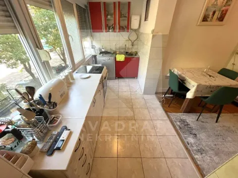 Rent, two bedroom apartment, 70m², Centar, Podgorica - image 4