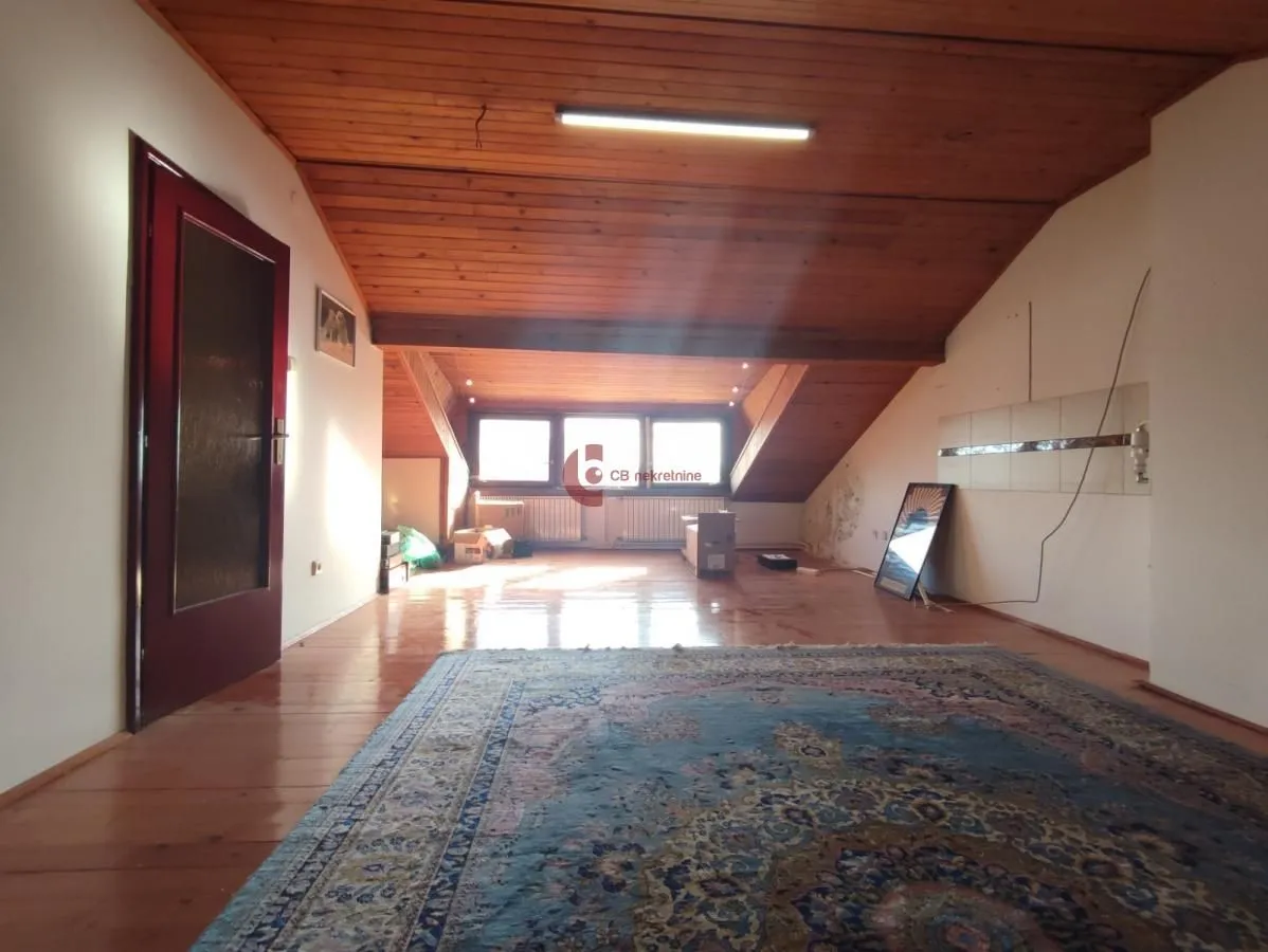 Prodaja, kuća, 268m², Kertvaroš, Subotica