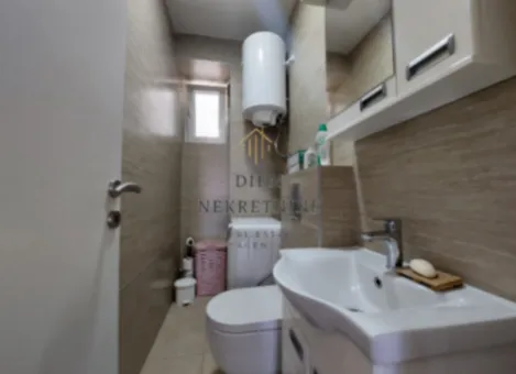 Rent, three bedroom apartment, 100m², Mažina, Tivat - image 4