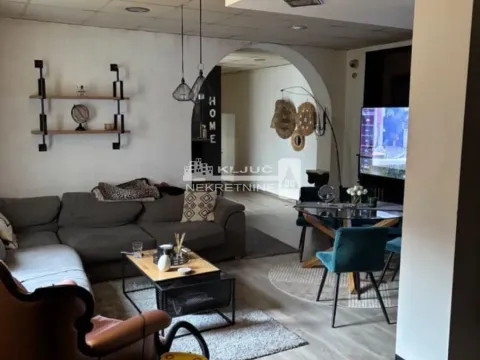 Prodaja, dvosoban stan, 87m², Đeram Pijaca, Beograd - image 9