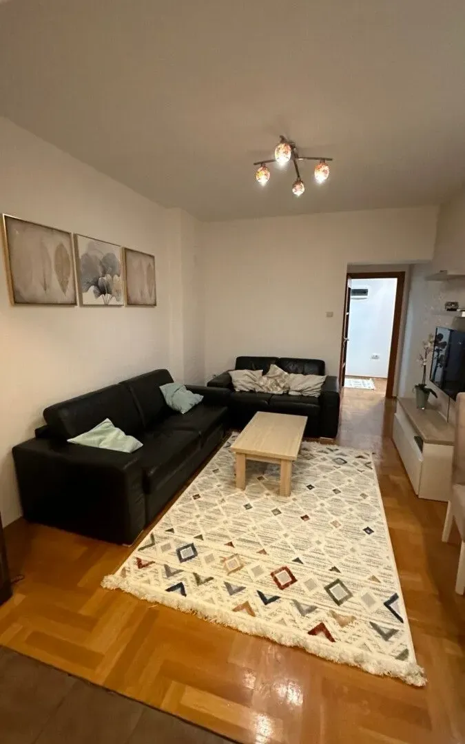 Rent, two bedroom apartment, 66m², Centar, Podgorica