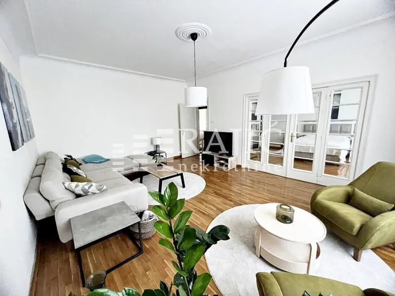 Rent, four bedroom apartment, 122m², Stari Grad, Beograd