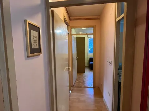 Izdavanje, dvosoban stan, 70m², Centar, Podgorica - image 14