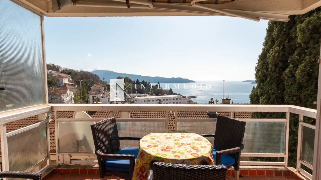 Prodaja, jednosoban stan, 38m², Centar, Herceg Novi