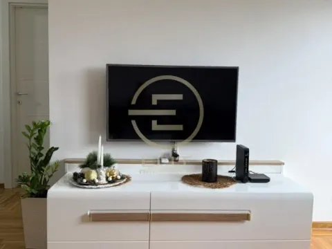 Izdavanje, jednosoban stan, 39m², Bulevar Evrope, Novi Sad Sve Podlokacije - image 6