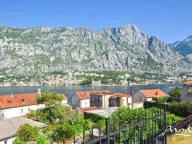 Sale, house, 100m², Prčanj, Kotor - image 1