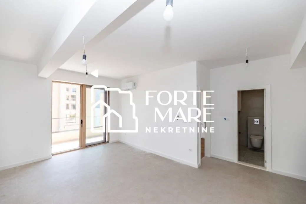 Prodaja, dvosoban stan, 61m², Baošići, Herceg Novi