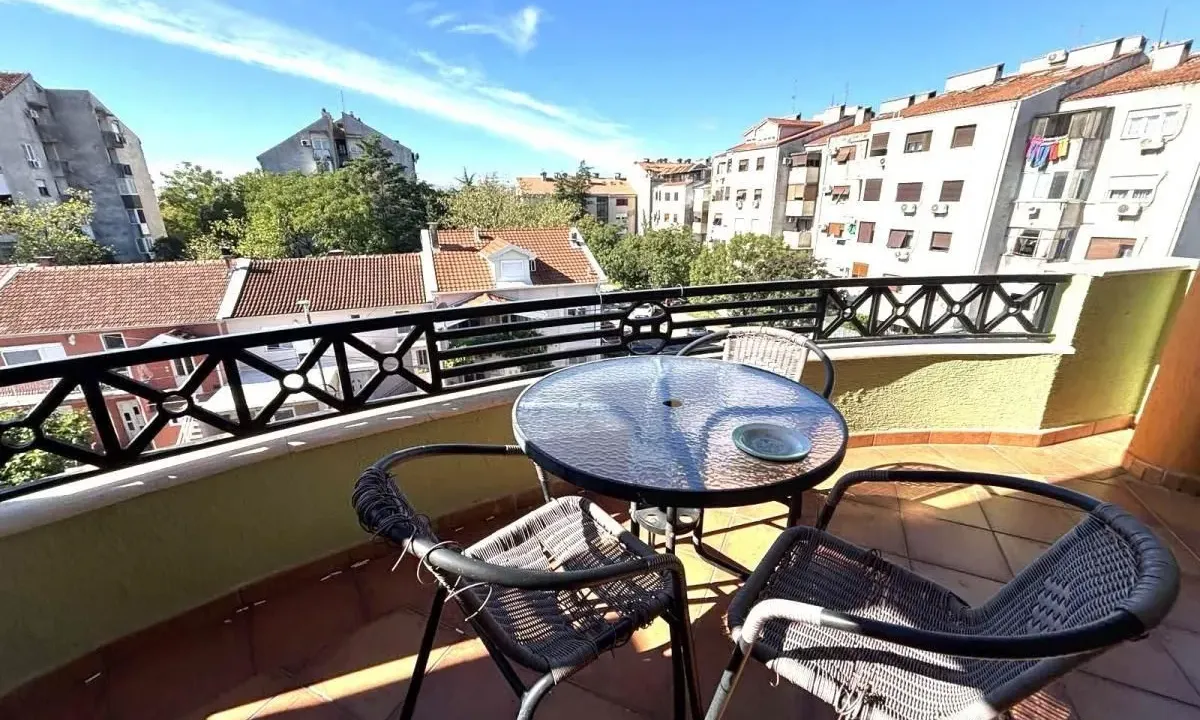 Prodaja, trosoban stan, 80m², Stari Aerodrom, Podgorica