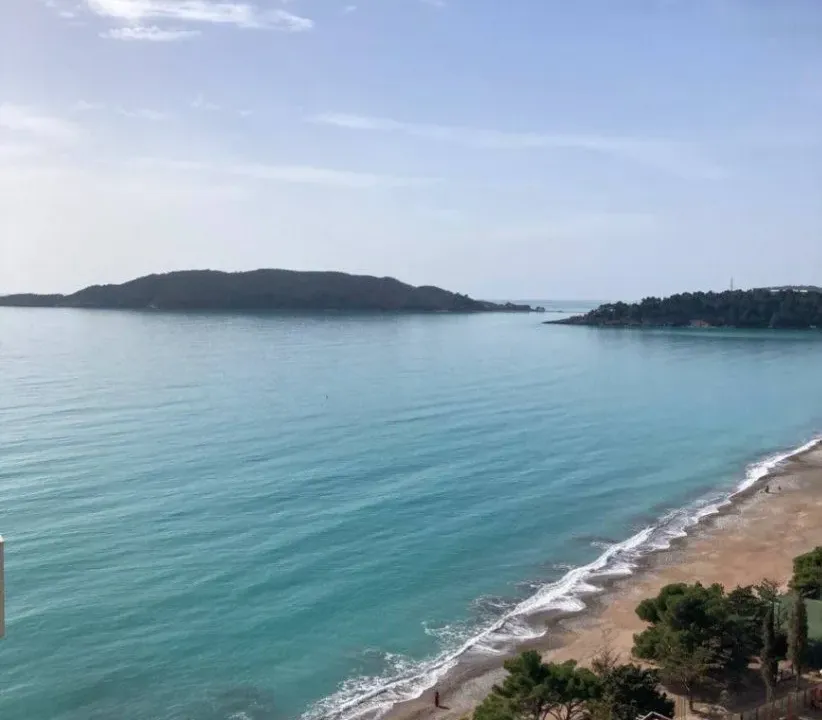 Prodaja, trosoban stan, 90m², Rafailovići, Budva