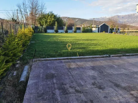 Sale, house, 400m², Grlić, Danilovgrad - image 2