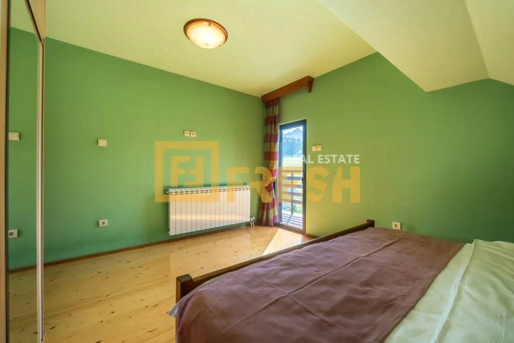 Prodaja, kuća, 300m², Žabljak, Crna Gora