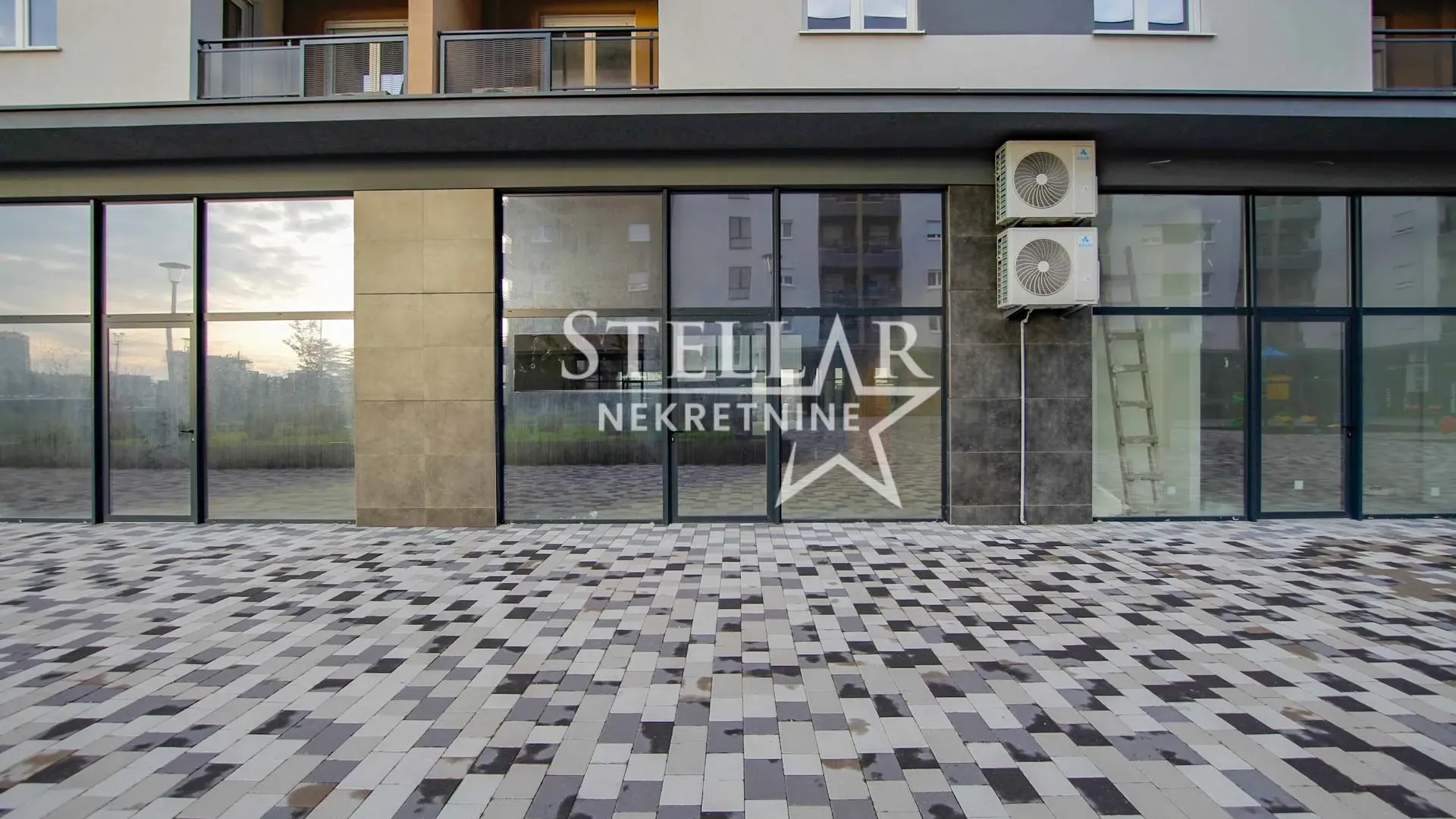 Rent, office space, 112m², Stari Aerodrom, Podgorica