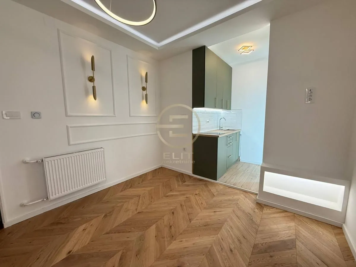 Prodaja, garsonjera, 21m², Centar, Novi Sad