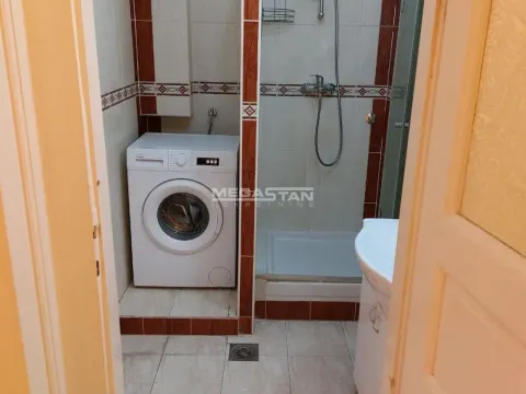 Rent, three bedroom apartment, 70m², Stari Grad, Beograd - image 10