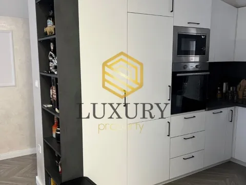 Sale, three bedroom apartment, 220m², Karaburško Polje, Podgorica - image 3