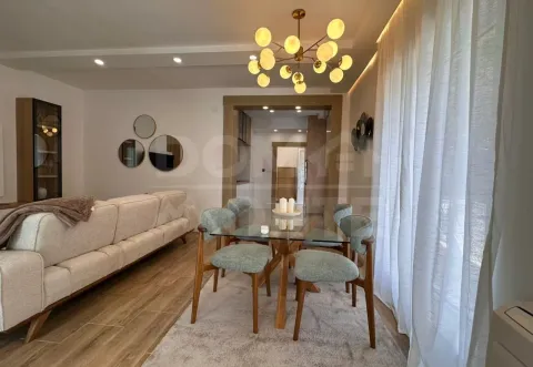 Izdavanje, četvorosoban stan, 104m², Zelenika, Herceg Novi - image 6