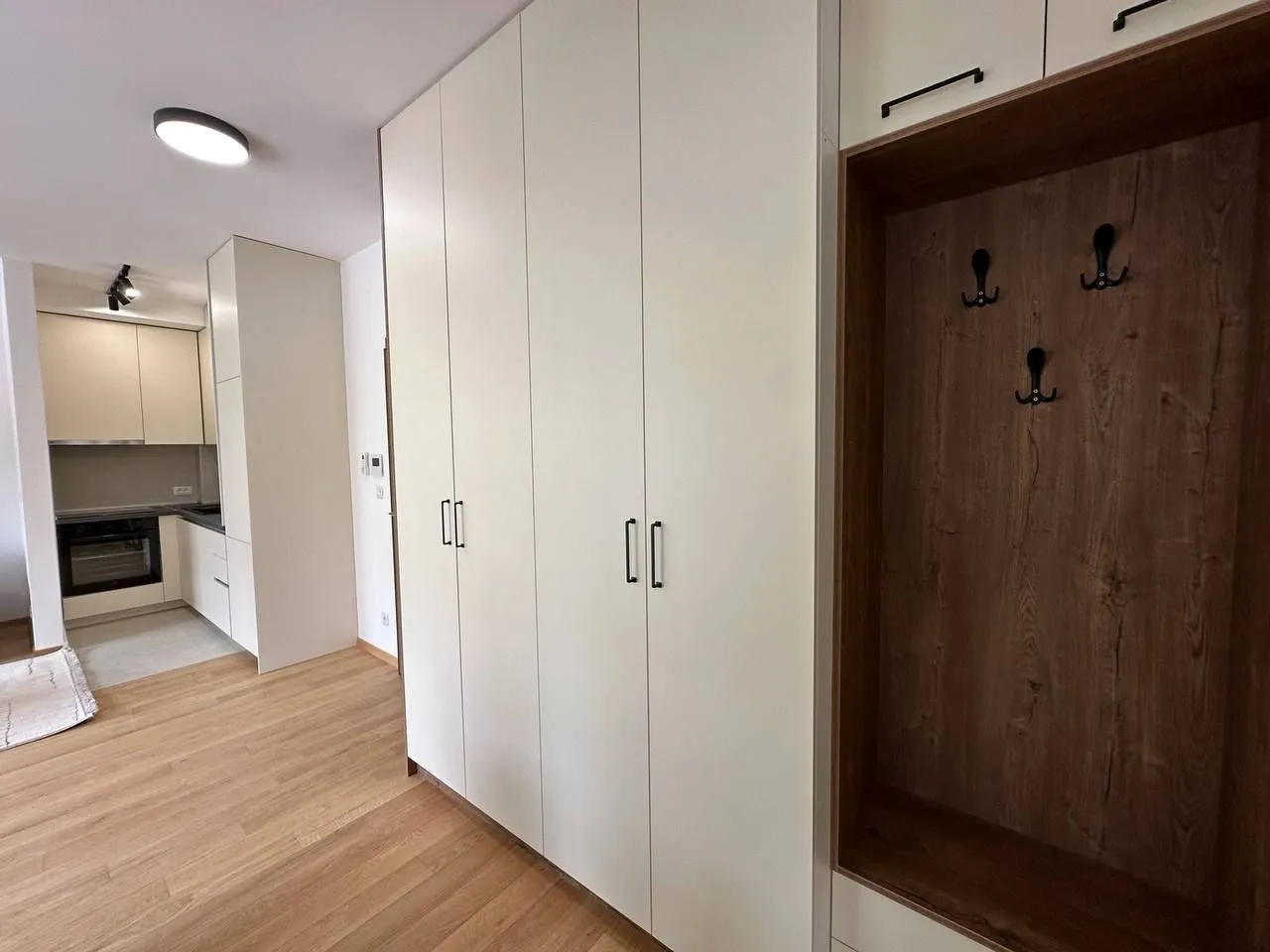 Rent, one bedroom apartment, 42m², Bečići, Budva