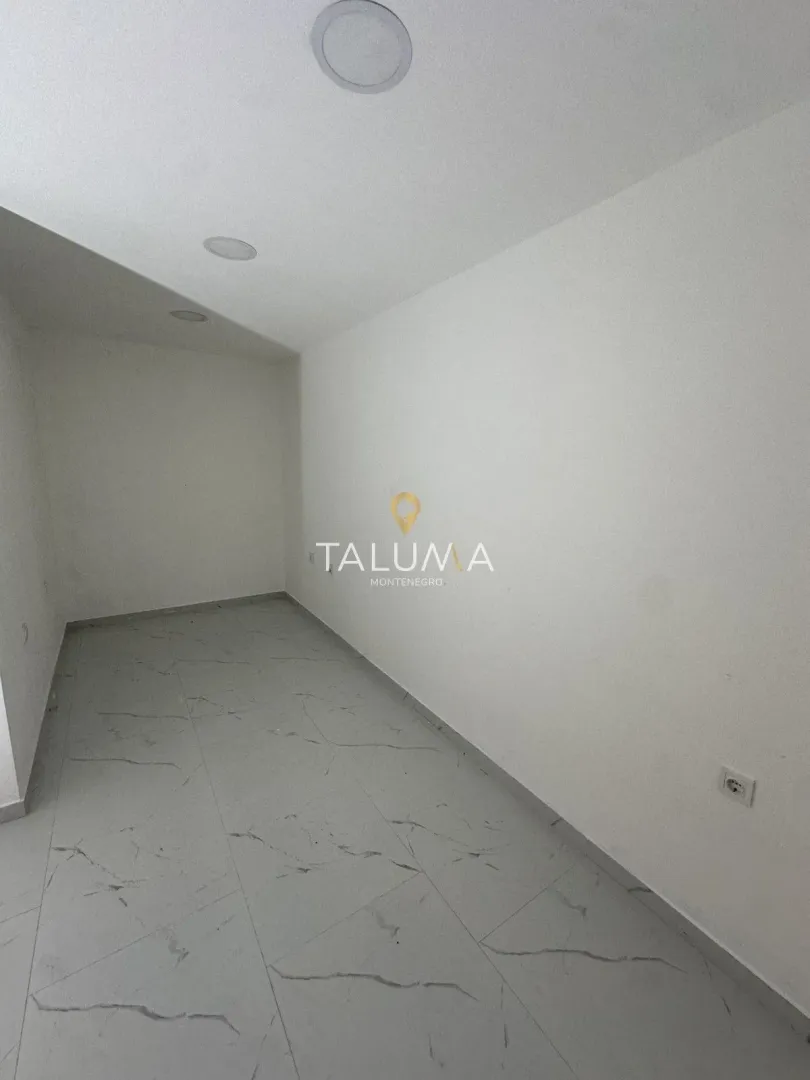 Rent, office space, 100m², Dalmatinska ulica, Podgorica