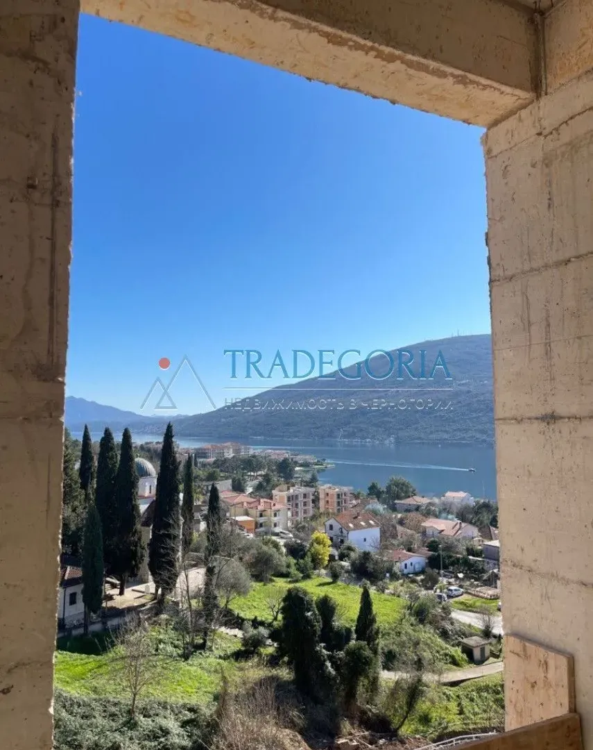 Prodaja, trosoban stan, 89m², Herceg Novi, Crna Gora