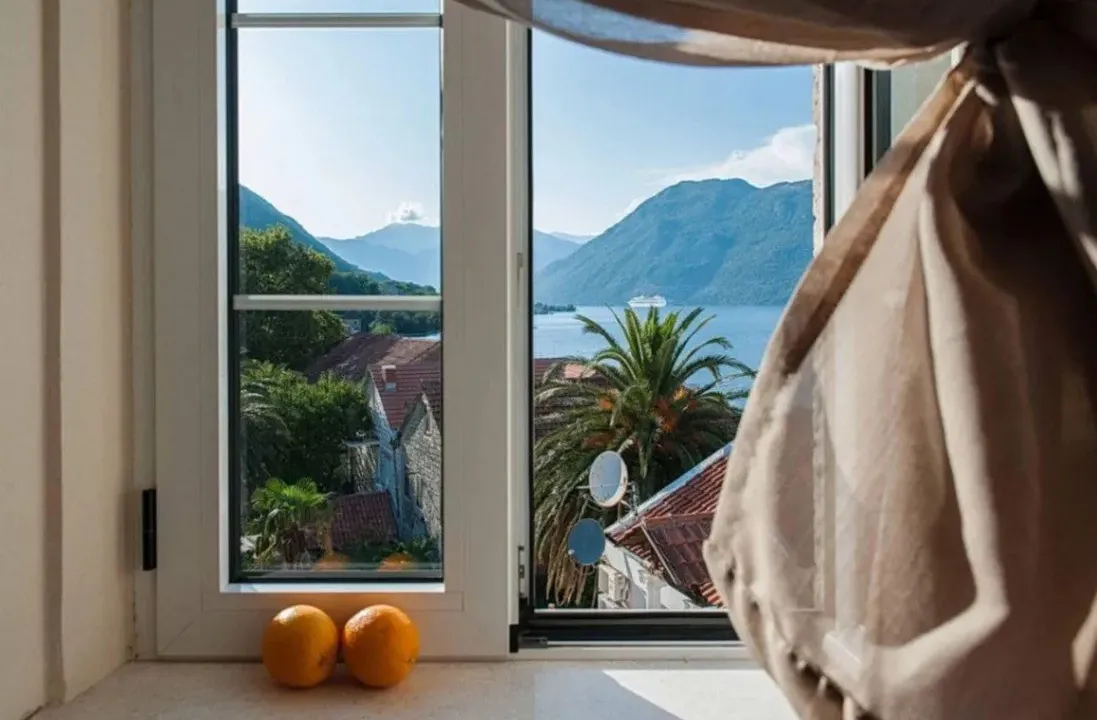 Prodaja, jednosoban stan, 54m², Prčanj, Kotor