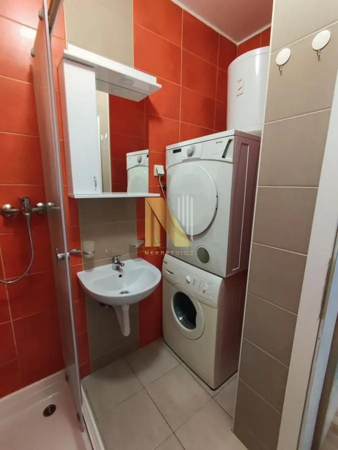 Izdavanje, dvosoban stan, 31m², Telep, Novi Sad Sve Podlokacije