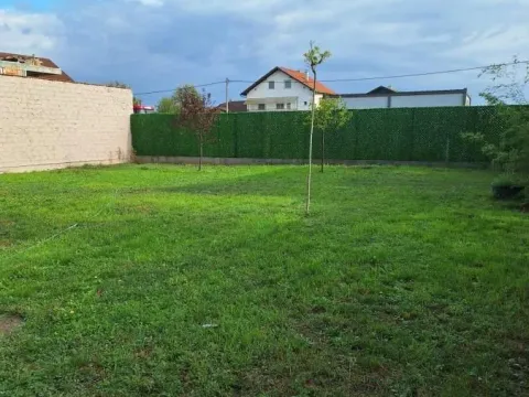 Prodaja, kuća, 360m², Veternik, Novi Sad Sve Podlokacije - image 17