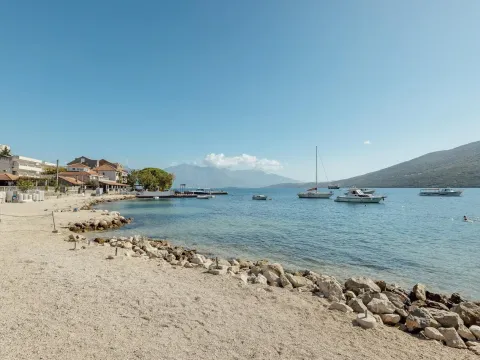 Sale, three bedroom apartment, 172m², Bunovići, Kotor - image 16
