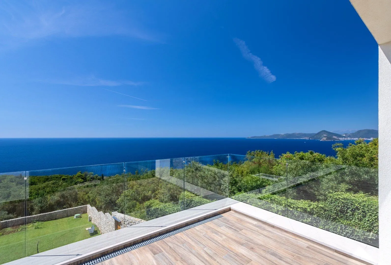 Sale, house, 550m², Reževići, Budva