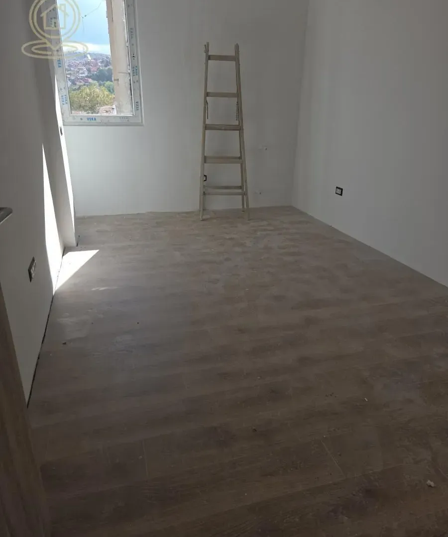 Prodaja, četvorosoban stan, 91m², Medijana, Niš
