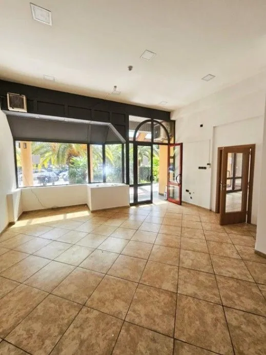 Izdavanje, poslovni prostor, 160m², Preko Morače, Podgorica