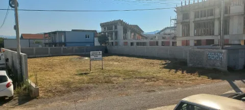 Izdavanje, plac, 900m², Gornja Gorica, Podgorica - image 2