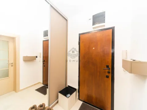 Rent, three bedroom apartment, 105m², Preko Morače, Podgorica - image 16