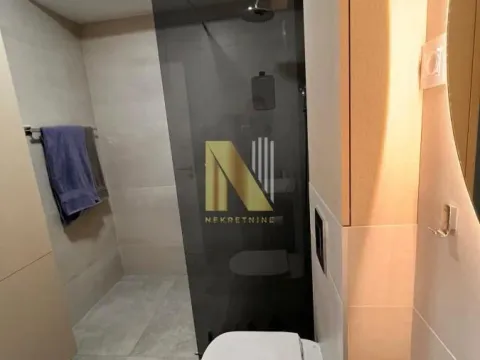 Prodaja, trosoban stan, 79m², Novi Sad, Srbija - image 13