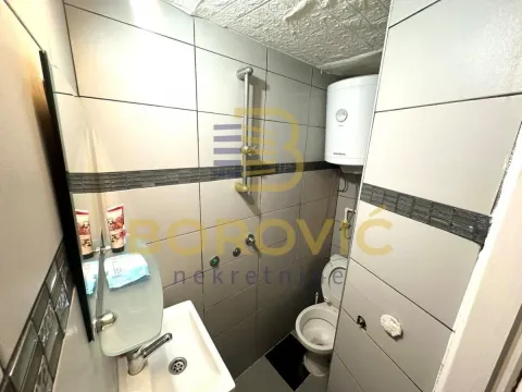 Prodaja, dvosoban stan, 40m², Kalenić Pijaca, Vračar Sve Podlokacije - image 6