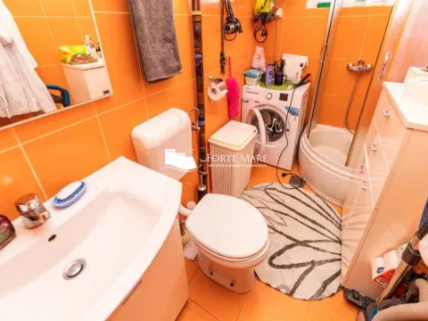 Prodaja, stan, 80m², Herceg Novi, Crna Gora - image 4