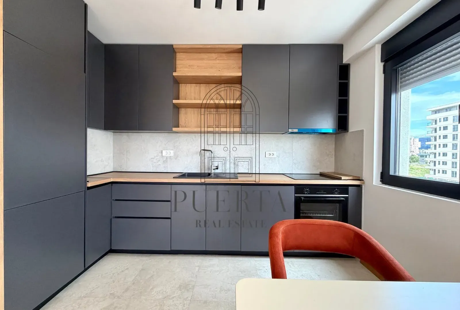 Prodaja, jednosoban stan, 57m², Tološka šuma, Podgorica