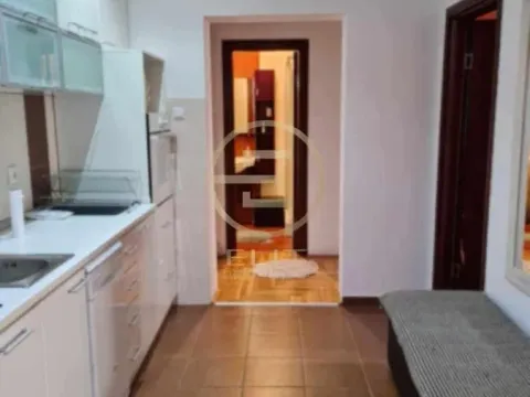 Izdavanje, trosoban stan, 60m², Novo naselje, Novi Sad - image 2