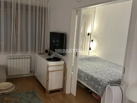 Prodaja, jednosoban stan, 34m², Zemun Sve Podlokacije, Beograd - image 5
